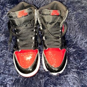 Jordan retro one youth size 4